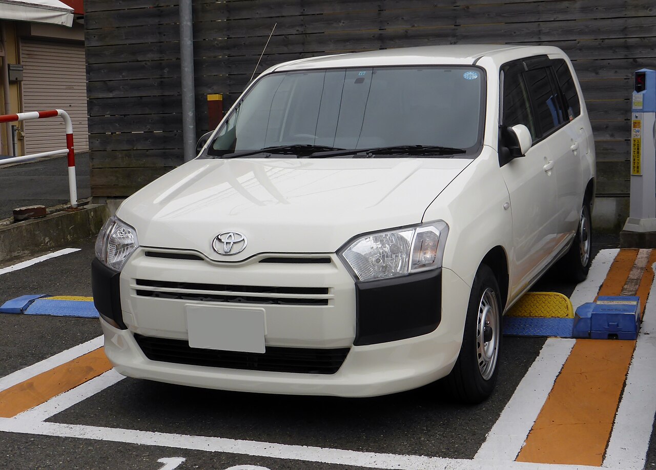 2018 Toyota Probox DX